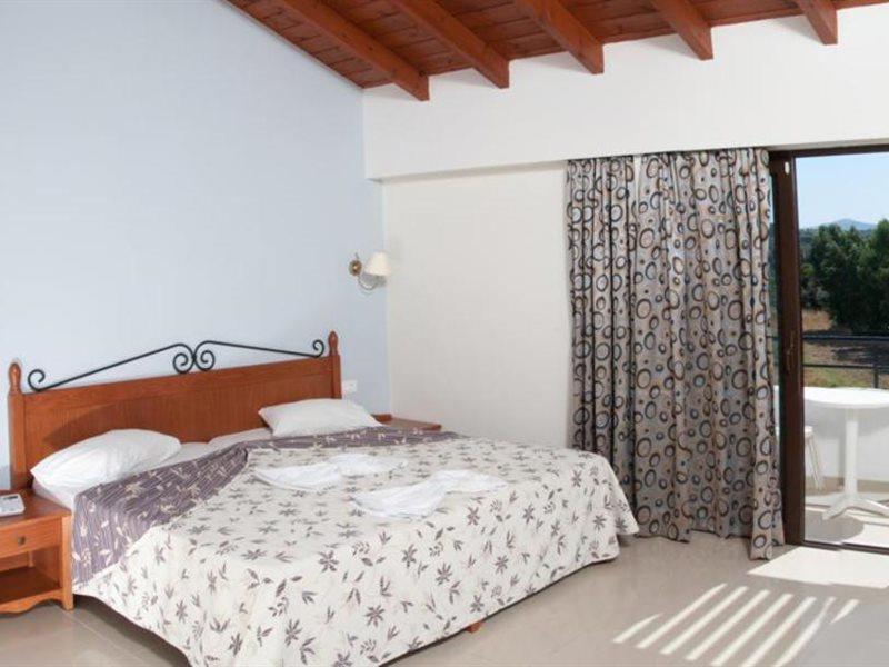 Family World Aqua Beach Matoula Complex 2*
